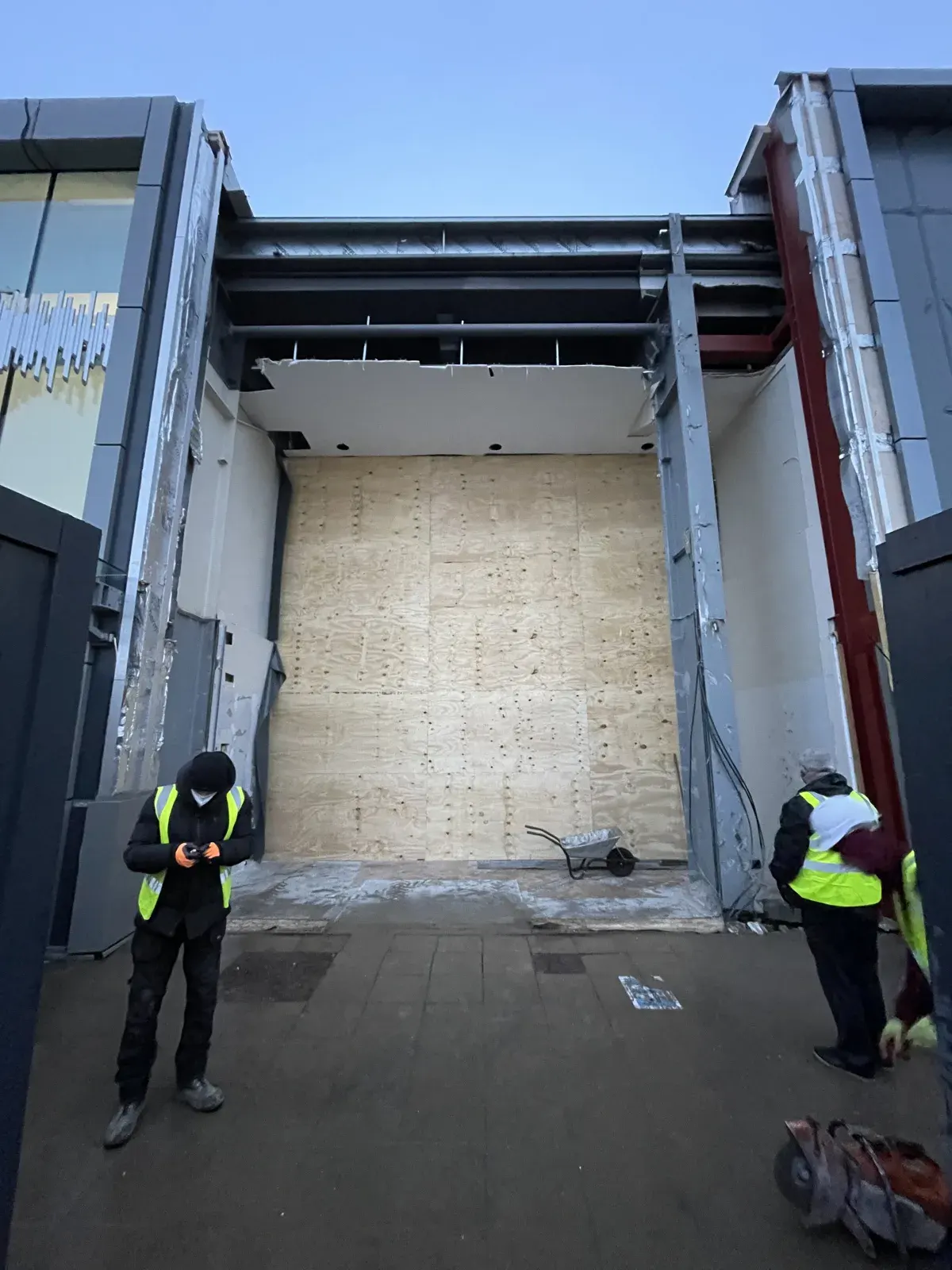 Edinburgh Shop Front Removal — project photograph 2