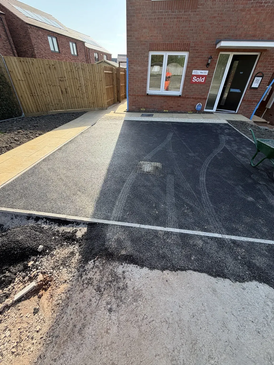 Driveway and entrance finishing in Swadlincote